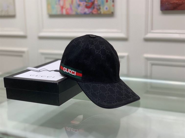 GUCCI GG CANVAS BASEBALL HAT – GH110