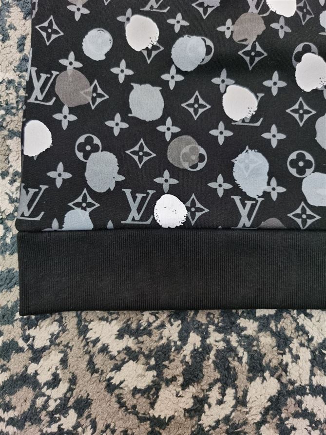 LOUIS VUITTON X YK PAINTED DOTS PRINTED CREWNECK – LVH030