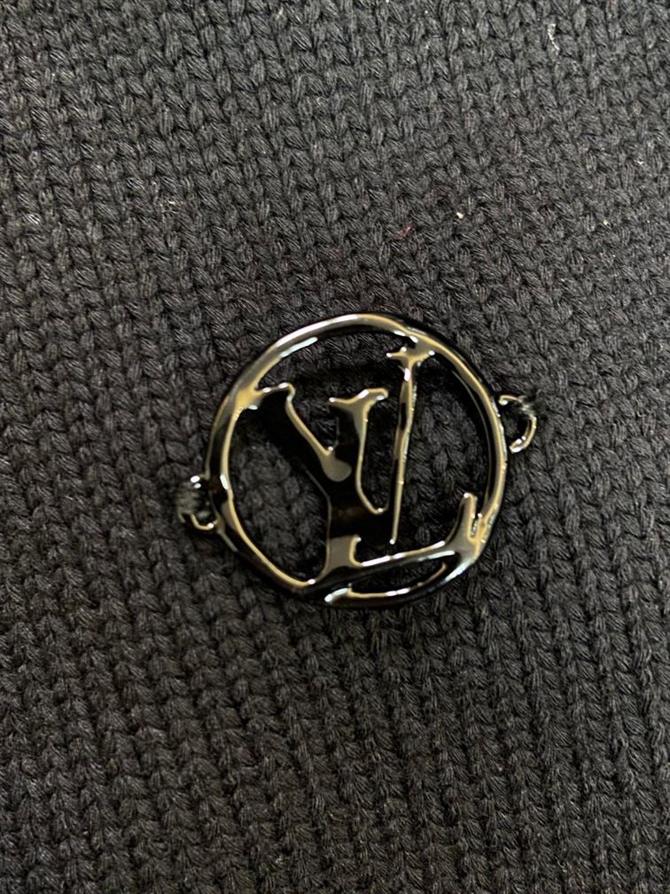 LOUIS VUITTON WINTERY CAMIONNEUR – LH067