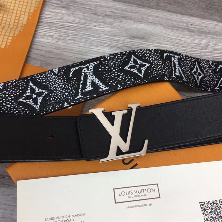LOUIS VUITTON BELT – LBE032