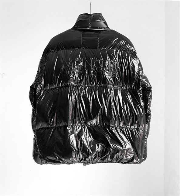 MONCLER JACKETS – MC076