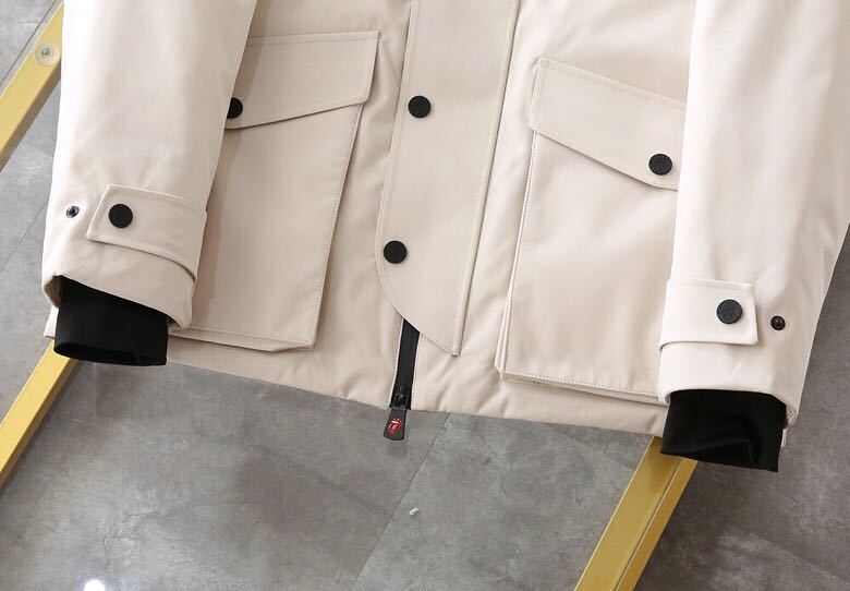 MONCLER COAT – MC127