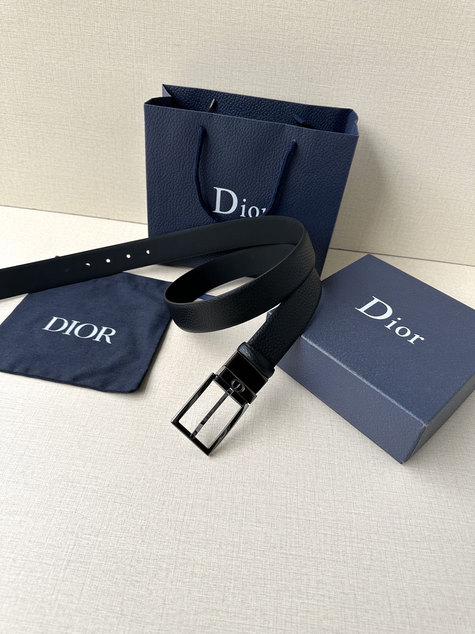 DIOR BLACK GRAINED CALFSKIN – DB001