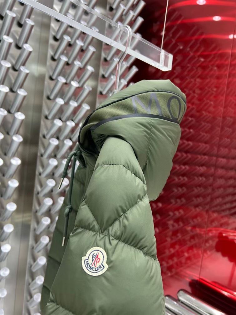 MONCLER COAT – MC130