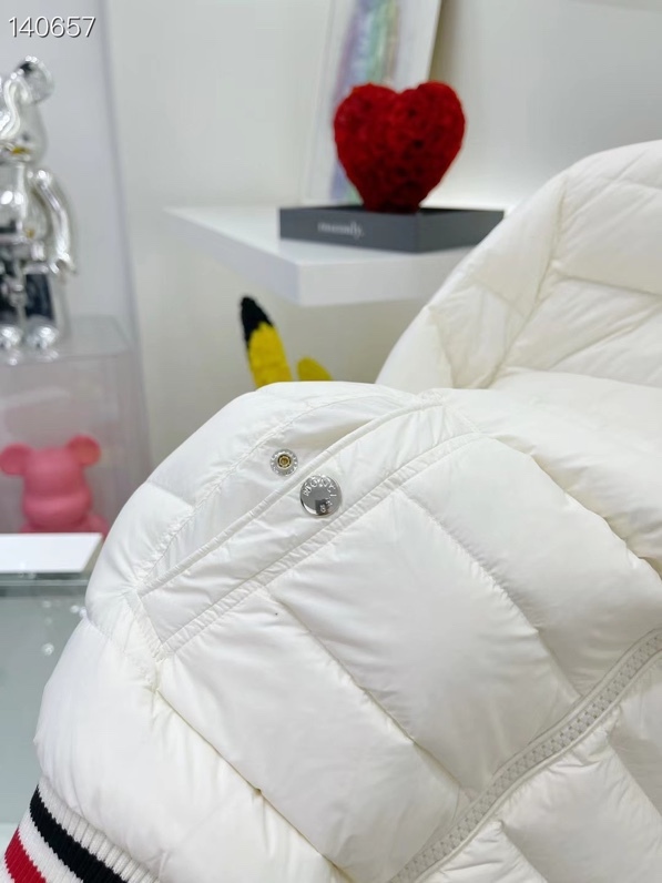 MONCLER JACKET – MC111