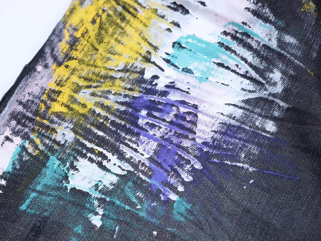 Amiri Paint Splatter Distressed Black Jeans – AMIJ045