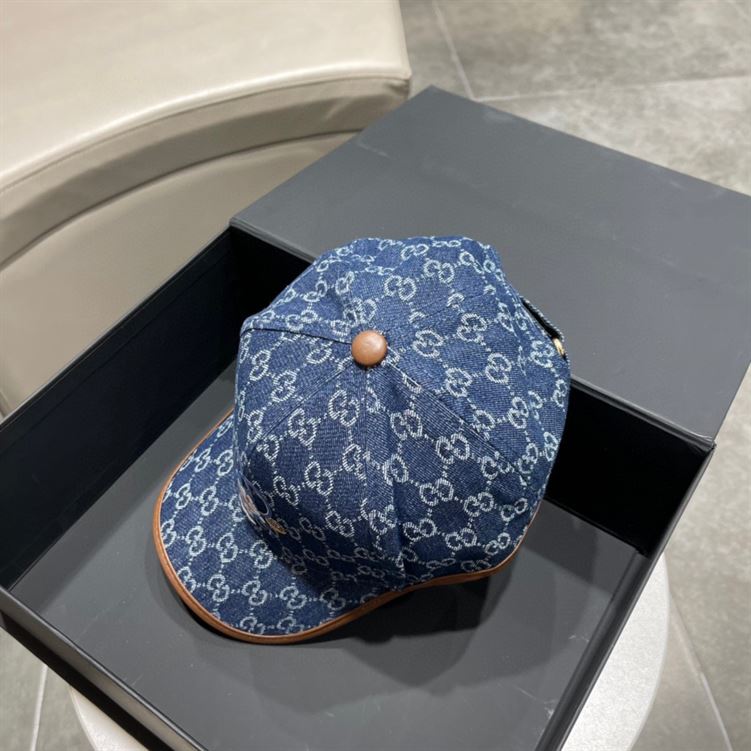GUCCI GG CANVAS BASEBALL HAT – GH027