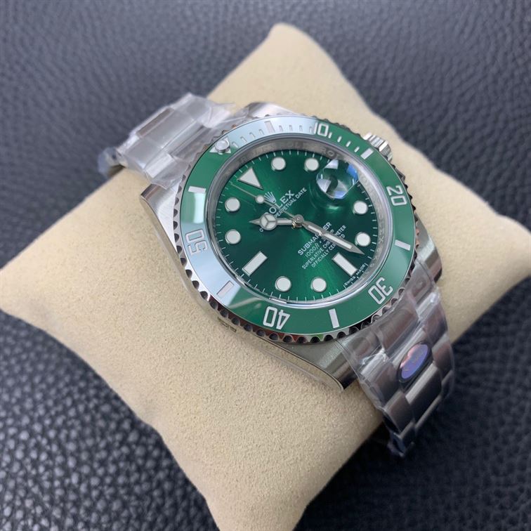 ROLEX OYSTER PERPETTUAL SUBMARINER DATE 41MM – RL030