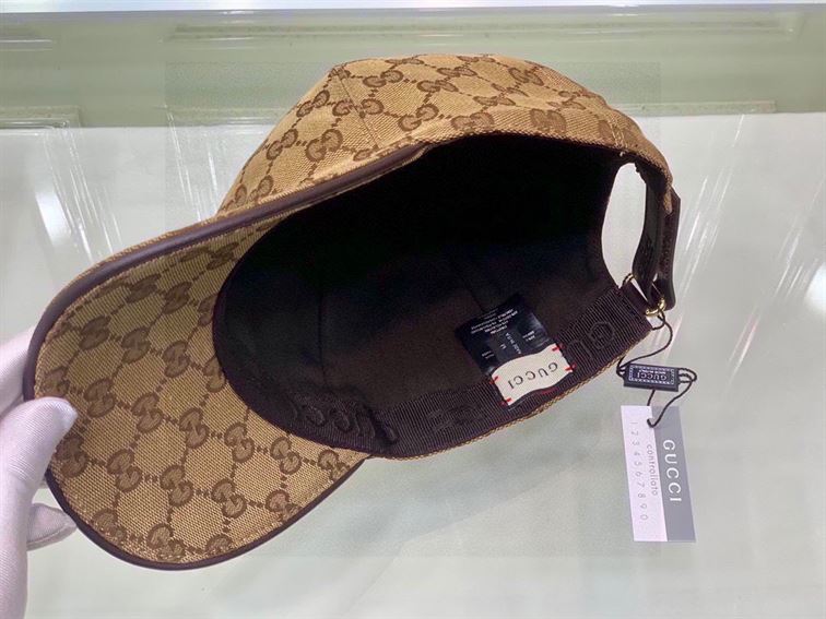 GUCCI GG CANVAS BASEBALL HAT – GH048