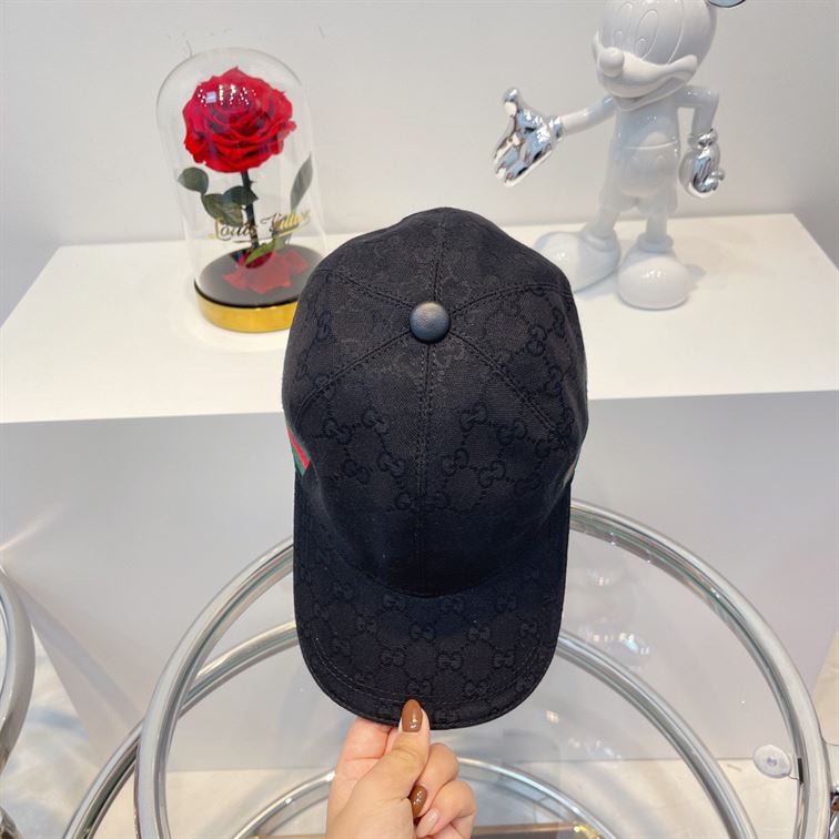 GUCCI GG CANVAS BASEBALL HAT – GH136