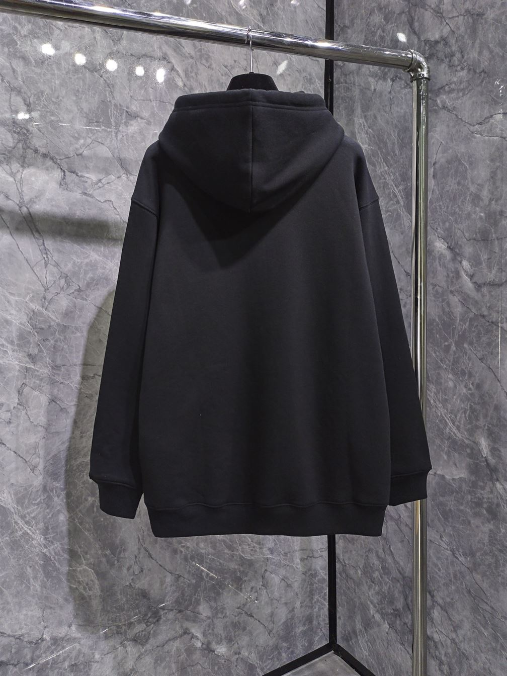BALENCIAGA BB LOGO HOODIE – BH013