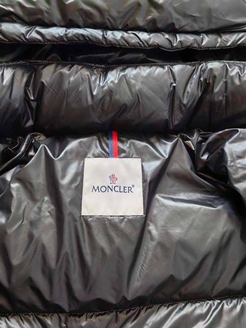 MONCLER BLACK WOLLASTONA DOWN JACKET – MC081