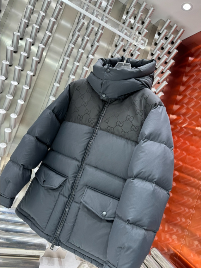 GUCCI Puffer Black Coat – GCJ049