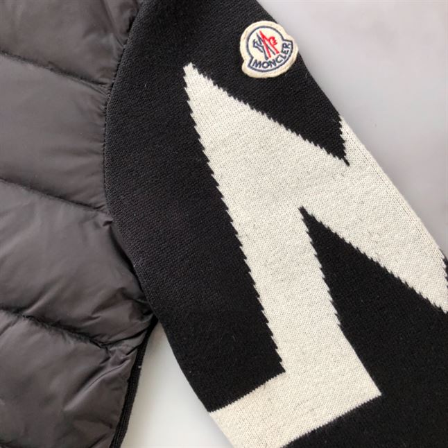 MONCLER HYBRID HOODED JACKET – MC073