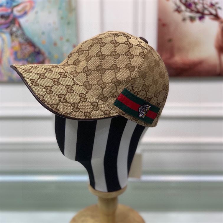 GUCCI GG CANVAS BASEBALL HAT – GH112