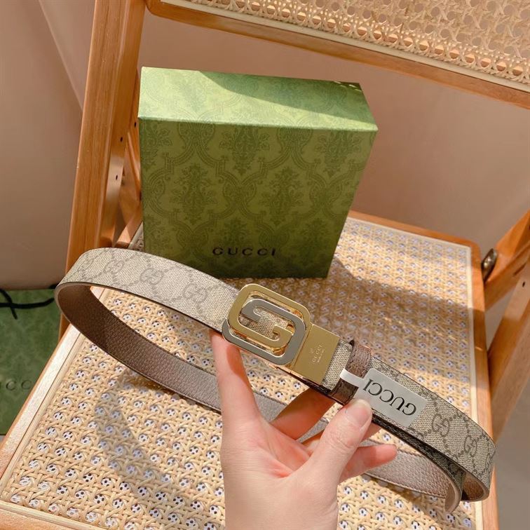 GUCCI REVERSIBLE BELT WITH SQUARED INTERLOCKING G – GB022