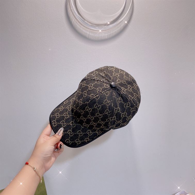 GUCCI GG CANVAS BASEBALL HAT – GH125