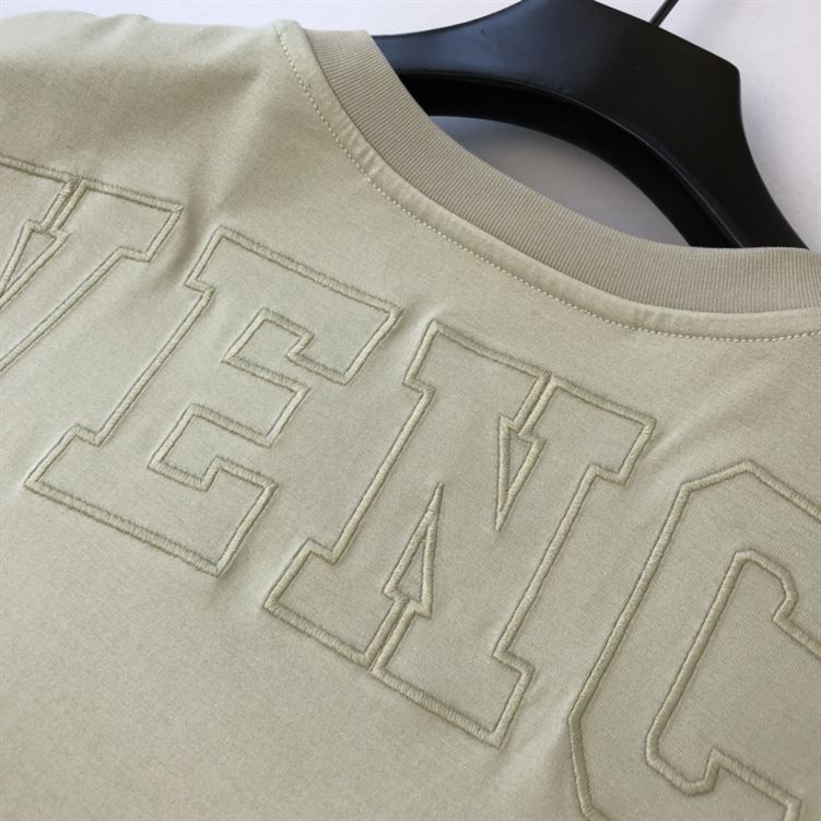 GIVENCHY SLIM FIT T-SHIRT IN JERSEY WITH CERAMIC PRINT IN LIGHT GREEN – GTS004