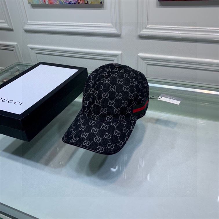 GUCCI ORIGINAL GG CANVAS BASEBALL HAT WITH WEB – GH058