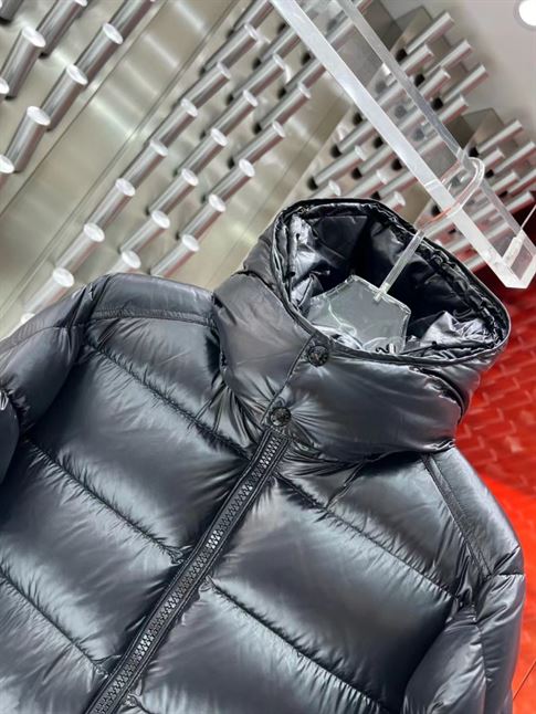 MONCLER PADDED DOWN JACKET – MC082