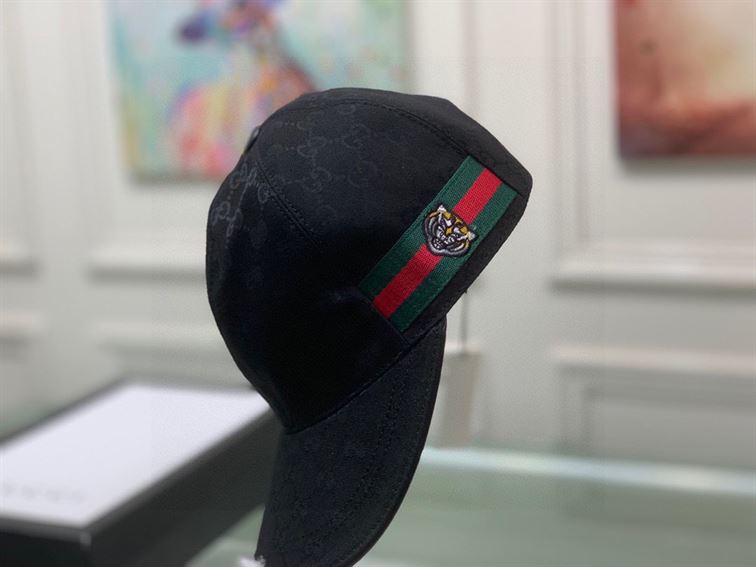 GUCCI GG CANVAS BASEBALL HAT – GH111