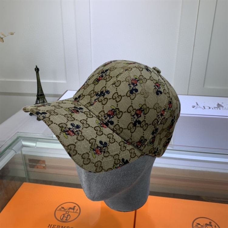 GUCCI GG CANVAS BASEBALL HAT – GH150