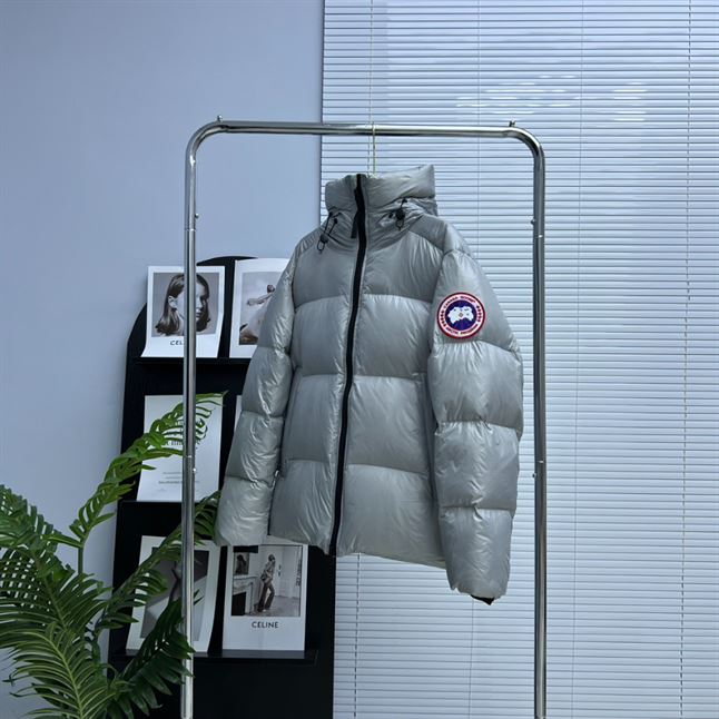 CANADA GOOSE CROFTON PUFFER JACKET – CN18