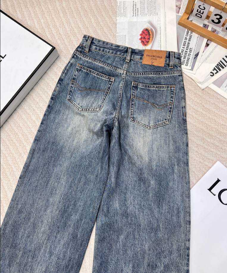 Balenciaga Denim Baggy Blue Jeans – BAJ001