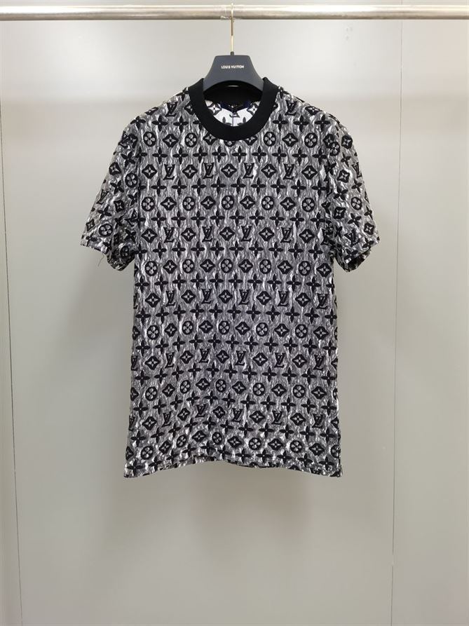 LOUIS VUITTON MONOGRAM T-SHIRT – LVTS040