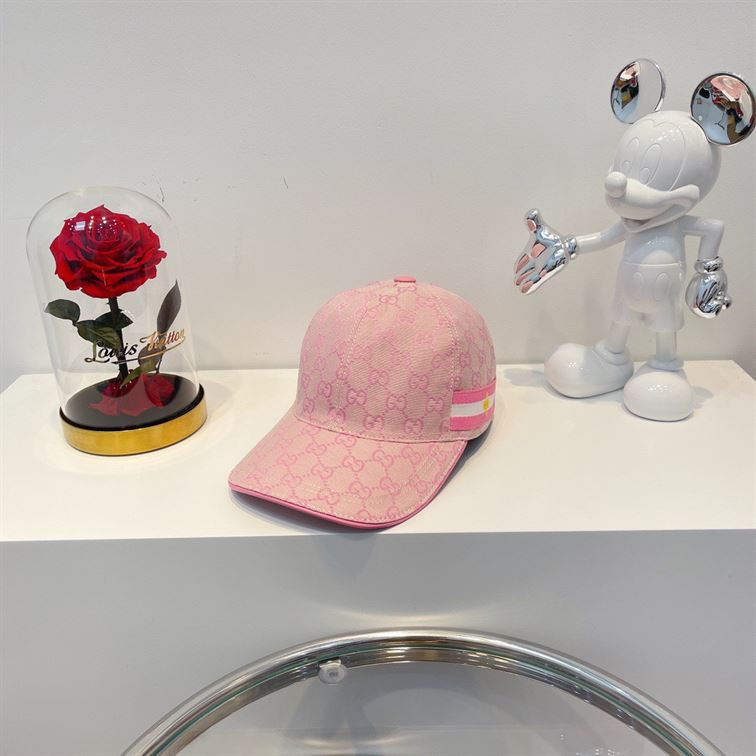 GUCCI GG CANVAS BASEBALL HAT – GH075