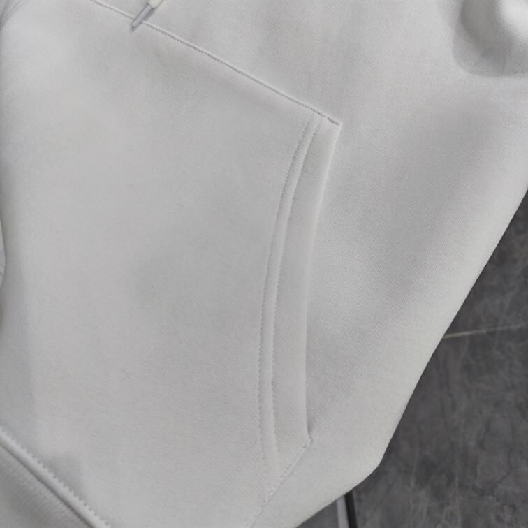 BALENCIAGA BB LOGO HOODIE – BH007