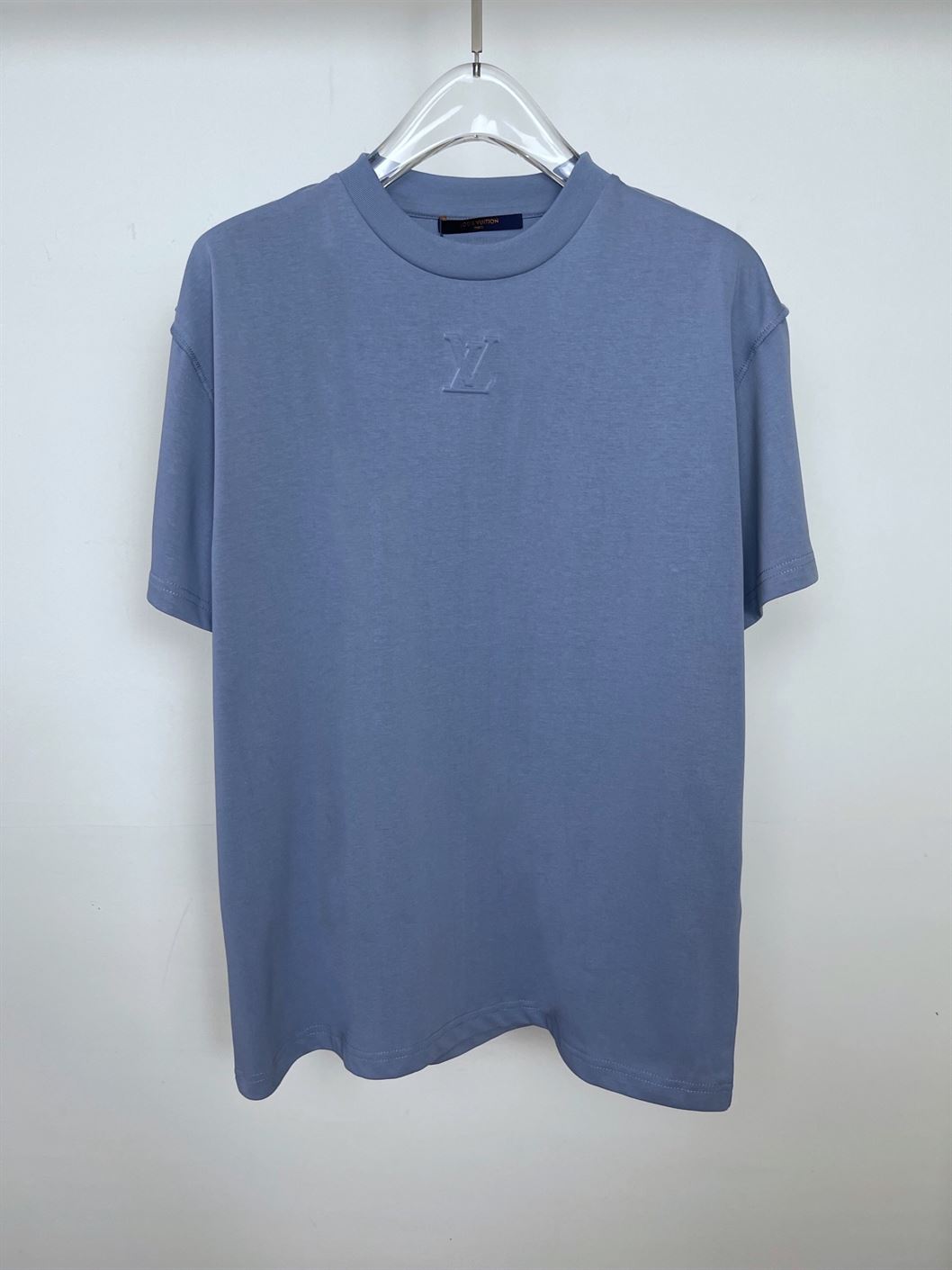 LOUIS VUITTON EMBOSSED LV T-SHIRT – LVTS073