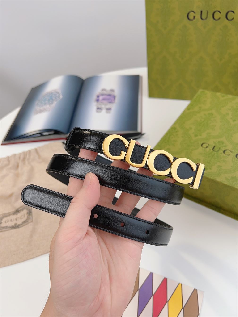 GUCCI BUCKLE THIN BELT BLACK LEATHER – GB024