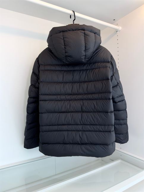 MONCLER JACKETS – MC087