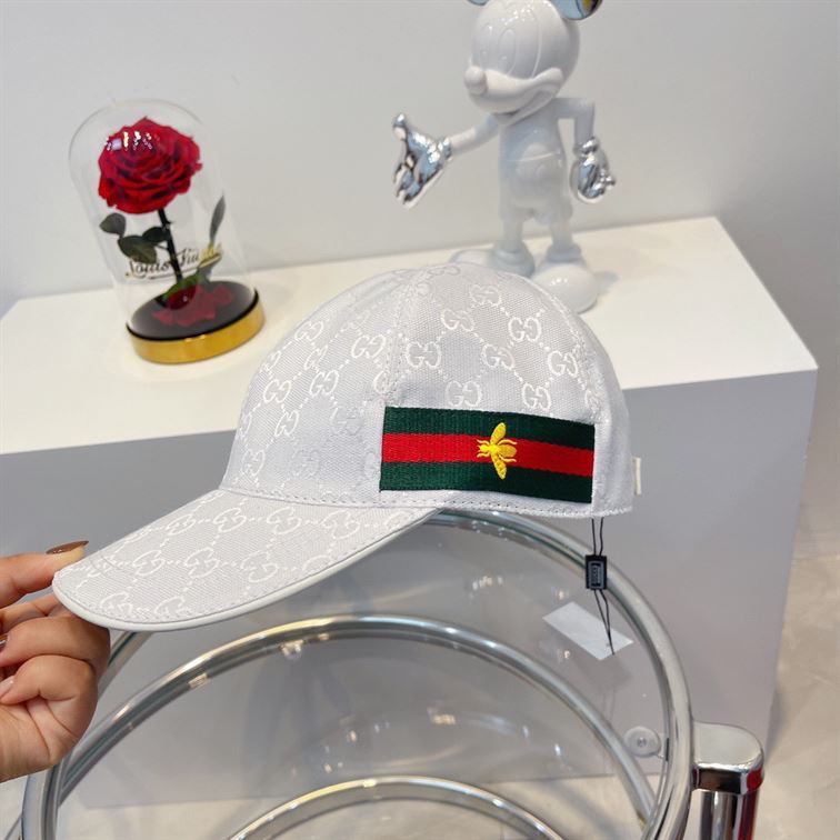 GUCCI GG CANVAS BASEBALL HAT – GH076