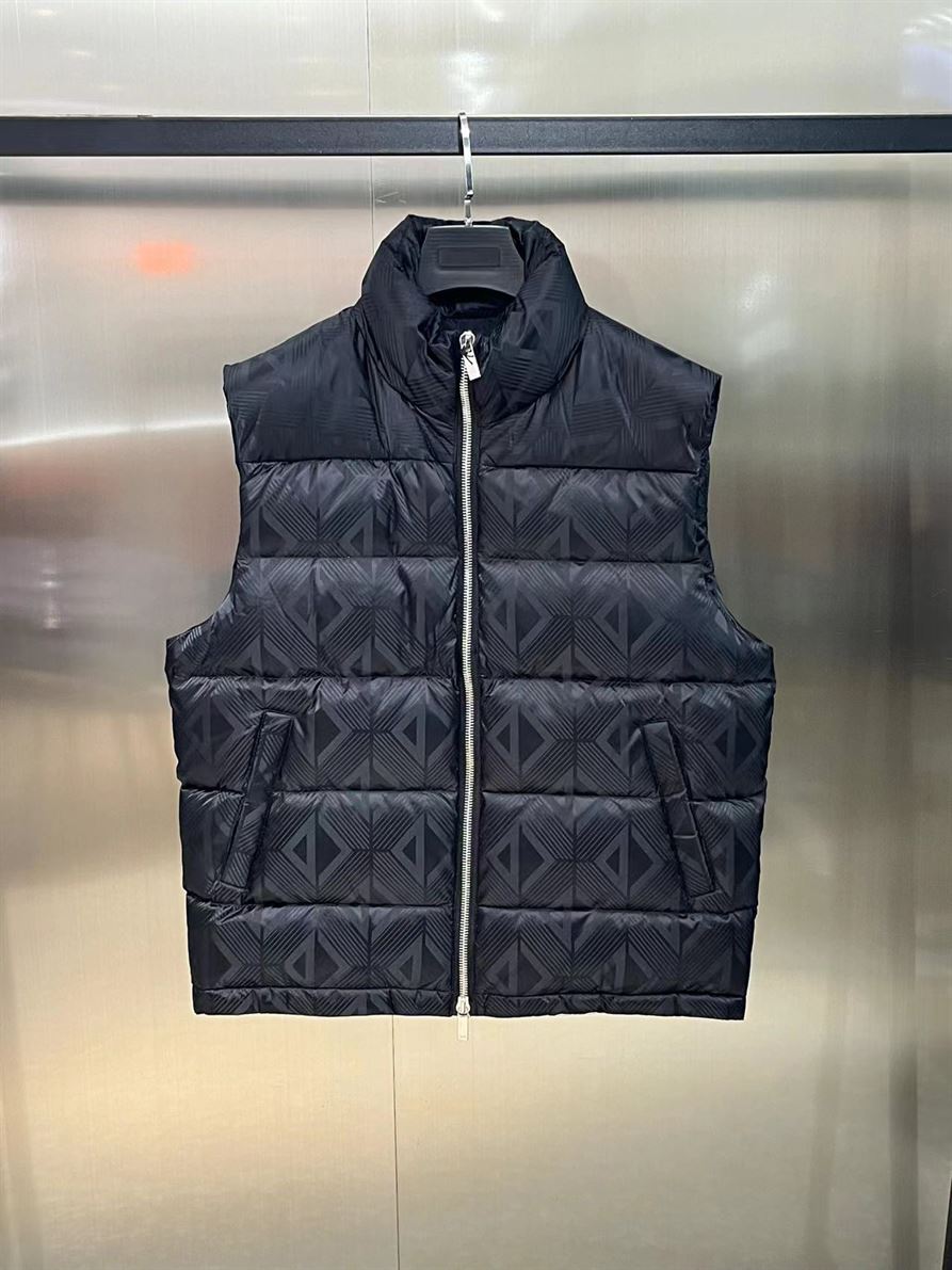 DIOR SLEEVELESS DOWN JACKET – DRC017