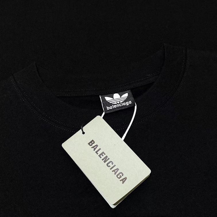 BALENCIAGA ADIDAS T-SHIRT OVERSIZED IN BLACK – BAS017