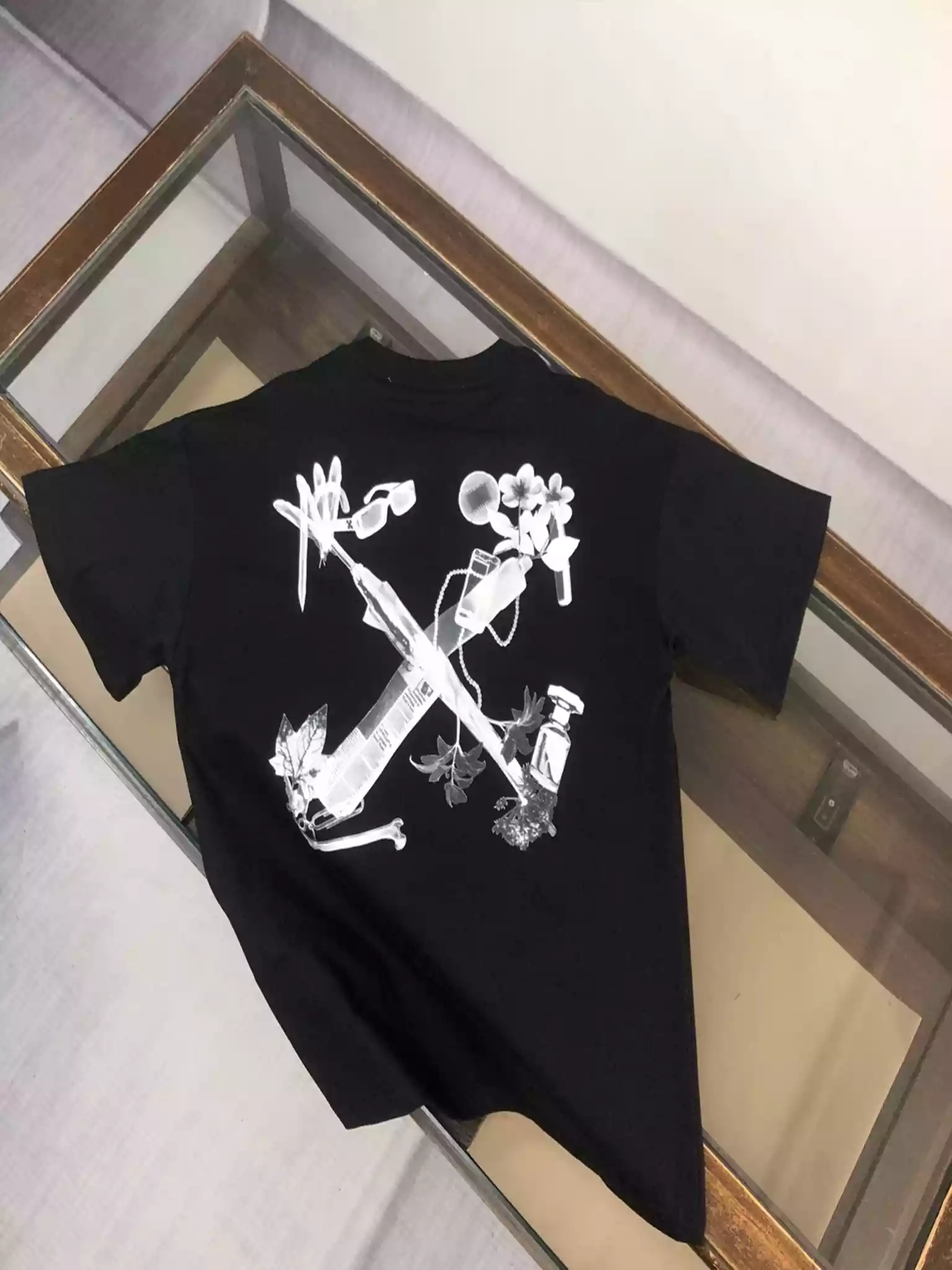 Off-White Scan Arrow T-shirt | Black – OWS039