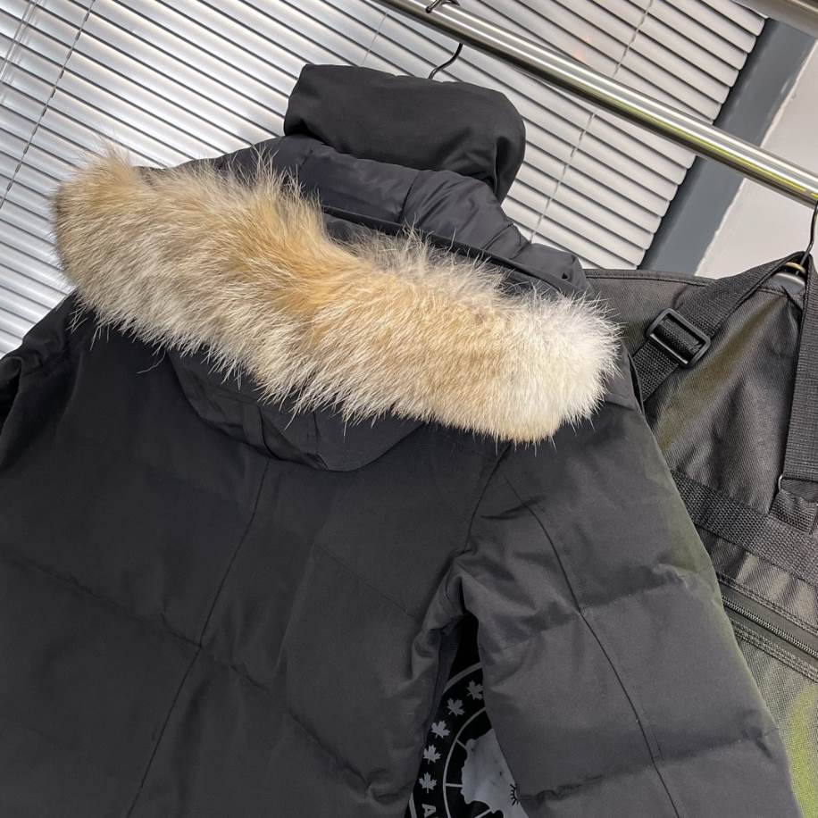 Canada Goose Black Wyndham Parka Jacket – CN37