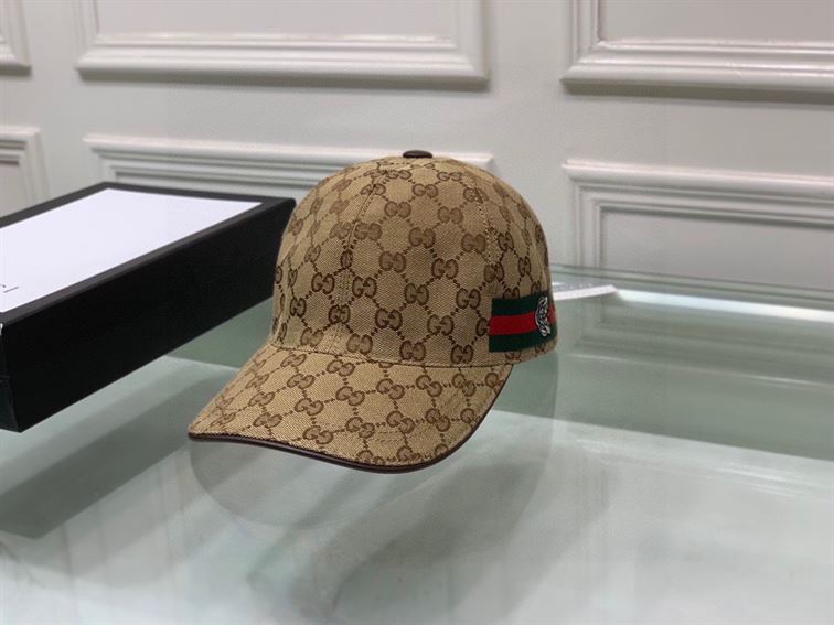 GUCCI GG CANVAS BASEBALL HAT – GH112