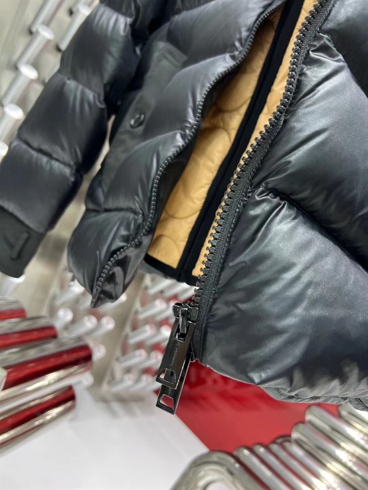 MONCLER COAT – MC132