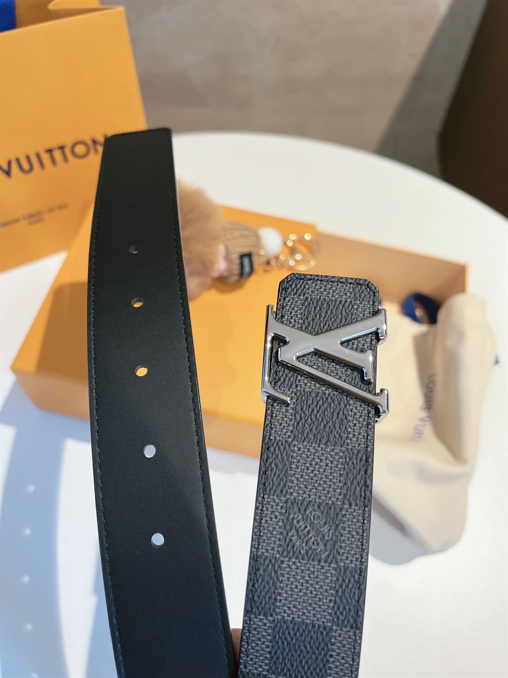 LV INITIALES 35MM REVERSIBLE BELT – LBE012
