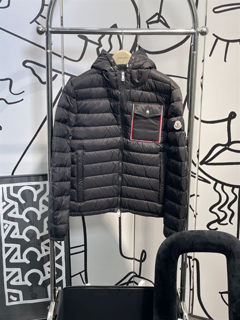 MONCLER BLACK LIHOU DOWN JACKET – MC079