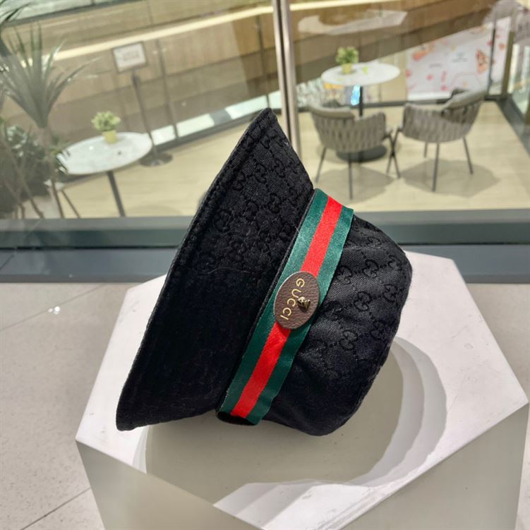 GUCCI GG CANVAS BUCKET HAT – GH153
