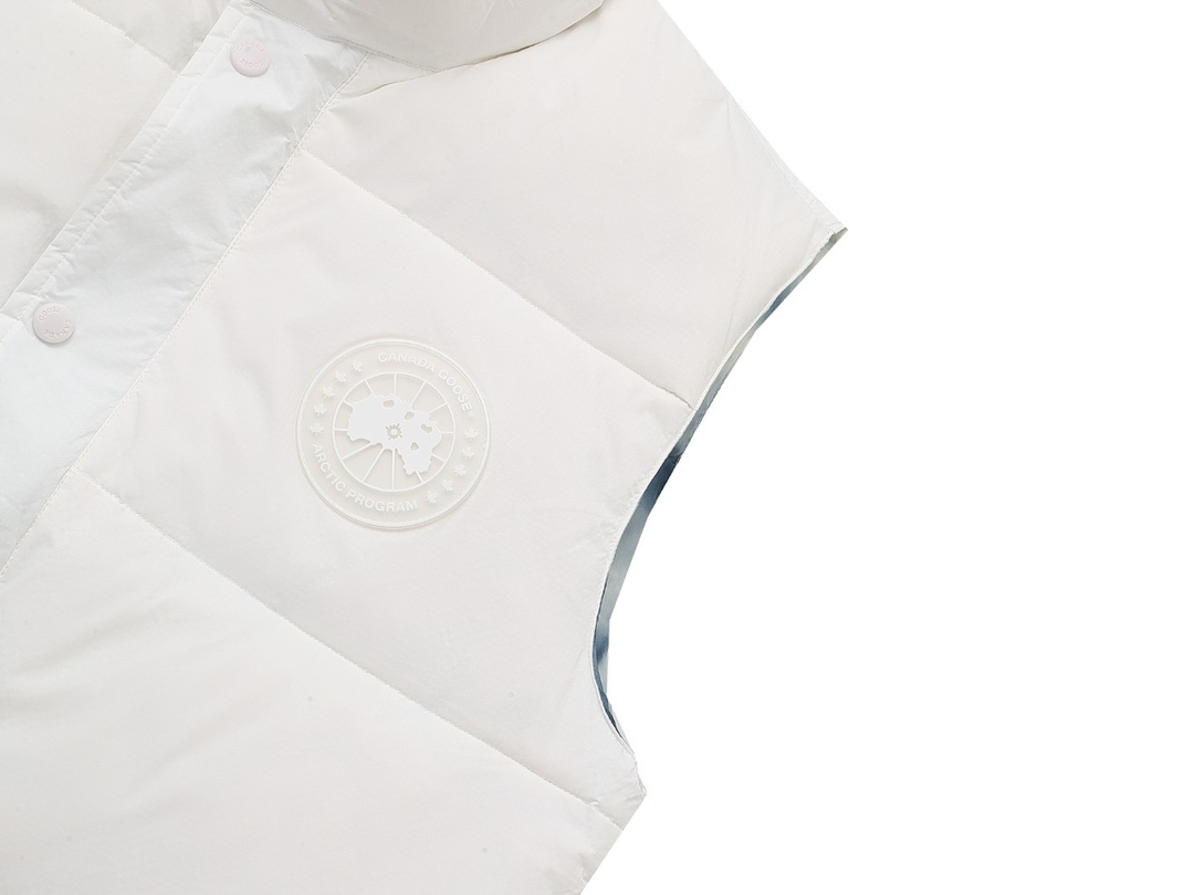 CANADA GOOSE WHITE VEST – CN33