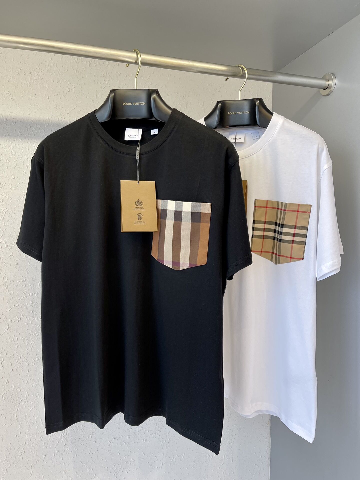 BURBERRY VINTAGE CHECK POCKET COTTON OVERSIZED T-SHIRT – BRS012