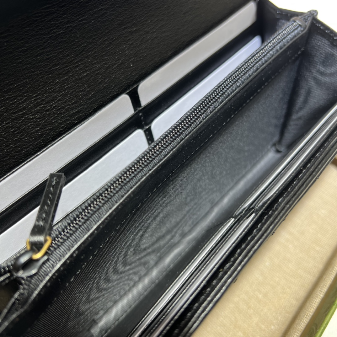 GUCCI GG MARMONT CONTINENTAL WALLET – WLG043