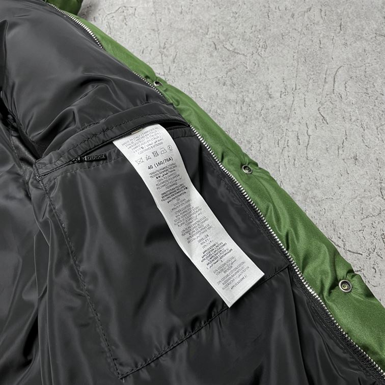 GUCCI WEB STRIPE PADDED DOWN GILET – GCJ026