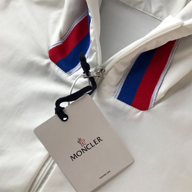 MONCLER HOODED RUKBAT JACKET – MC077