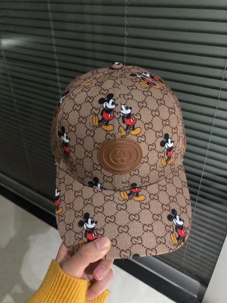 GUCCI GG CANVAS BASEBALL HAT – GH149